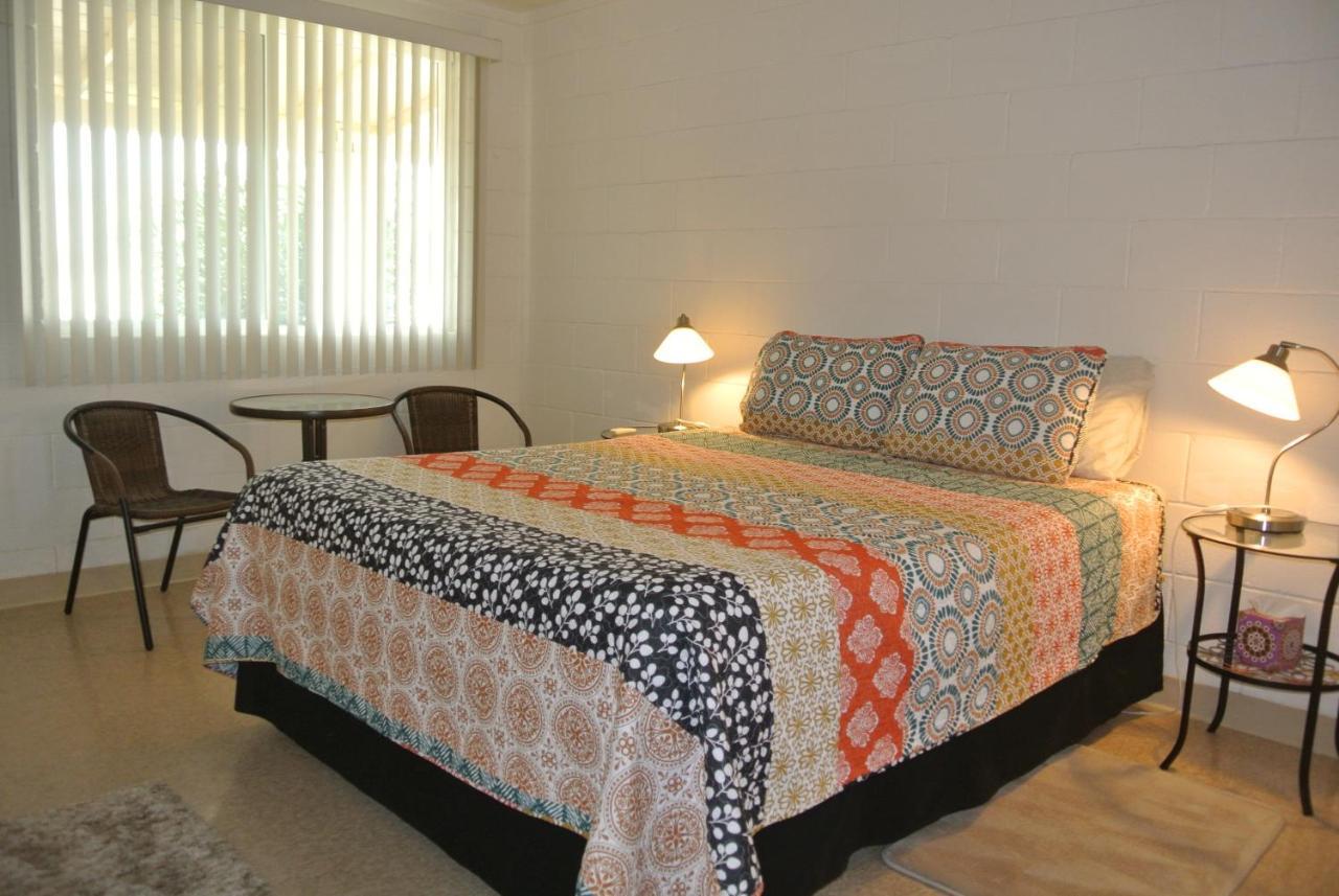 Borrego Springs Motel Екстер'єр фото